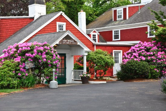 Coonamessett Inn, Falmouth
